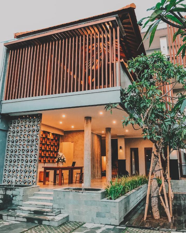 Perissos Echo Beach Canggu  Exterior photo